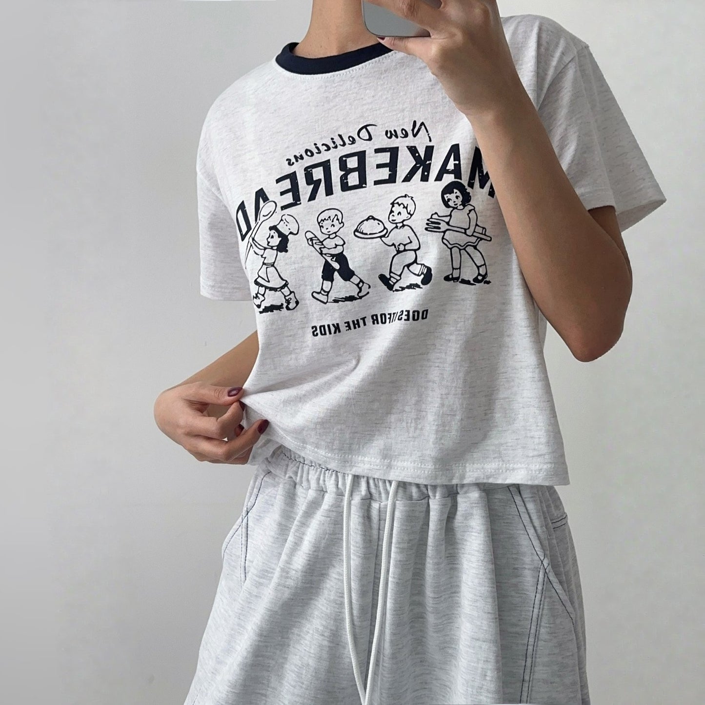 Vintage Make Bread Ringer Graphic T-Shirt – Women One Size