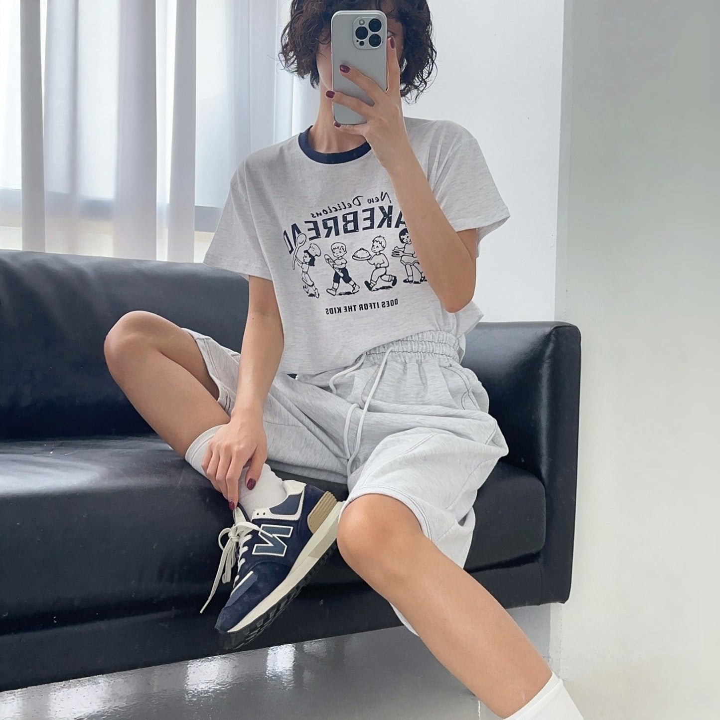 Vintage Make Bread Ringer Graphic T-Shirt – Women One Size