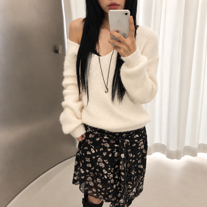 Pine Needle V-Neck Knit Sweater - Women One Size