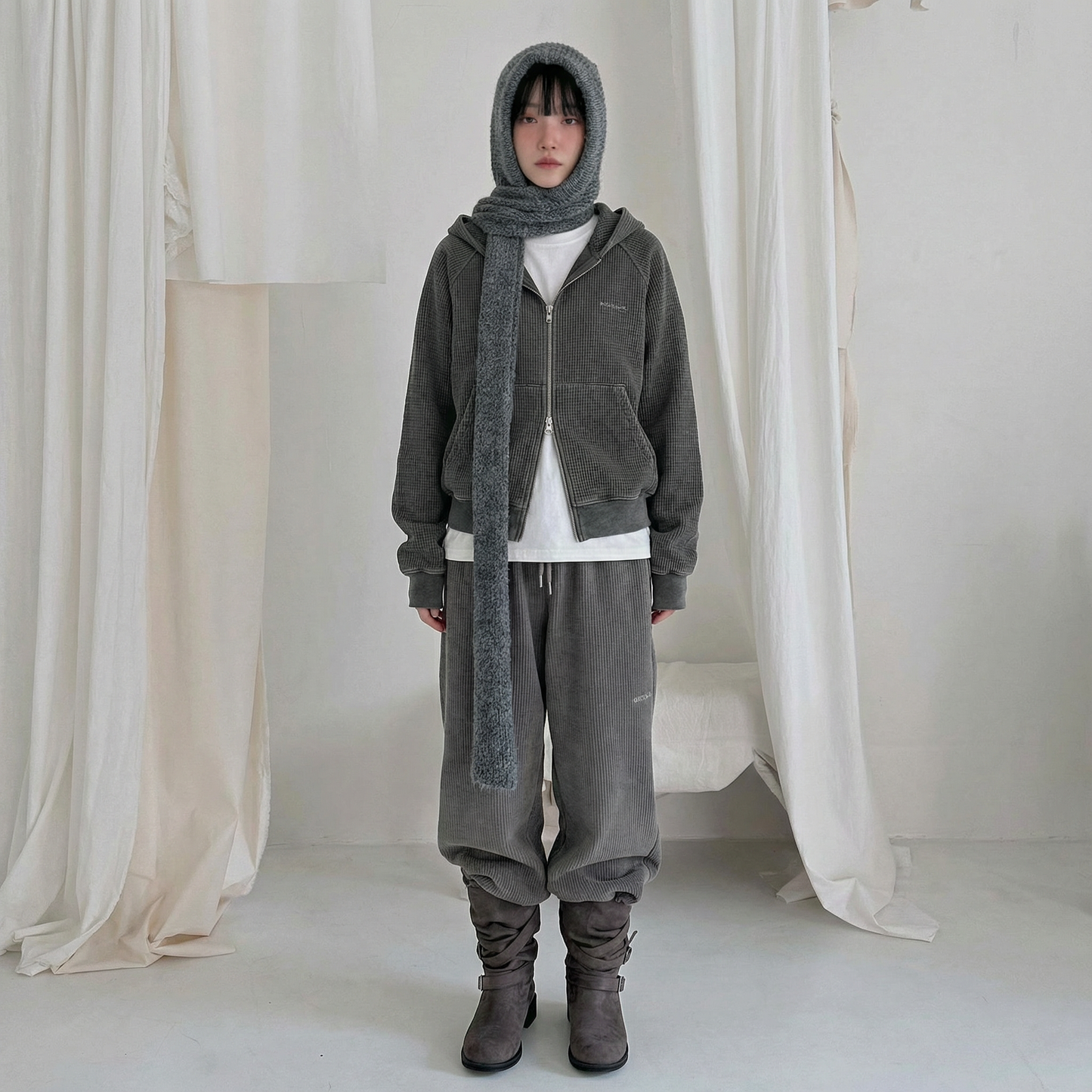 Women’s Fleece-Lined Zip-Up Setwear – Charcoal