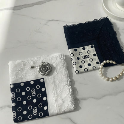 Dot Print Etiquette Handkerchief Apron  -   Black  ,  White