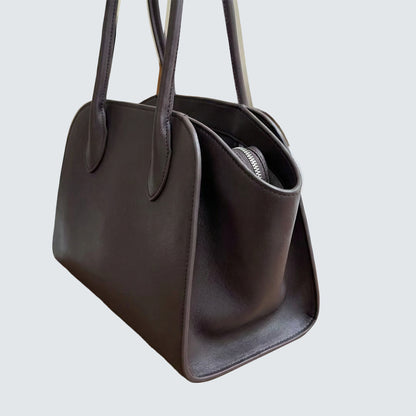 Elava Curve Leather Tote Bag