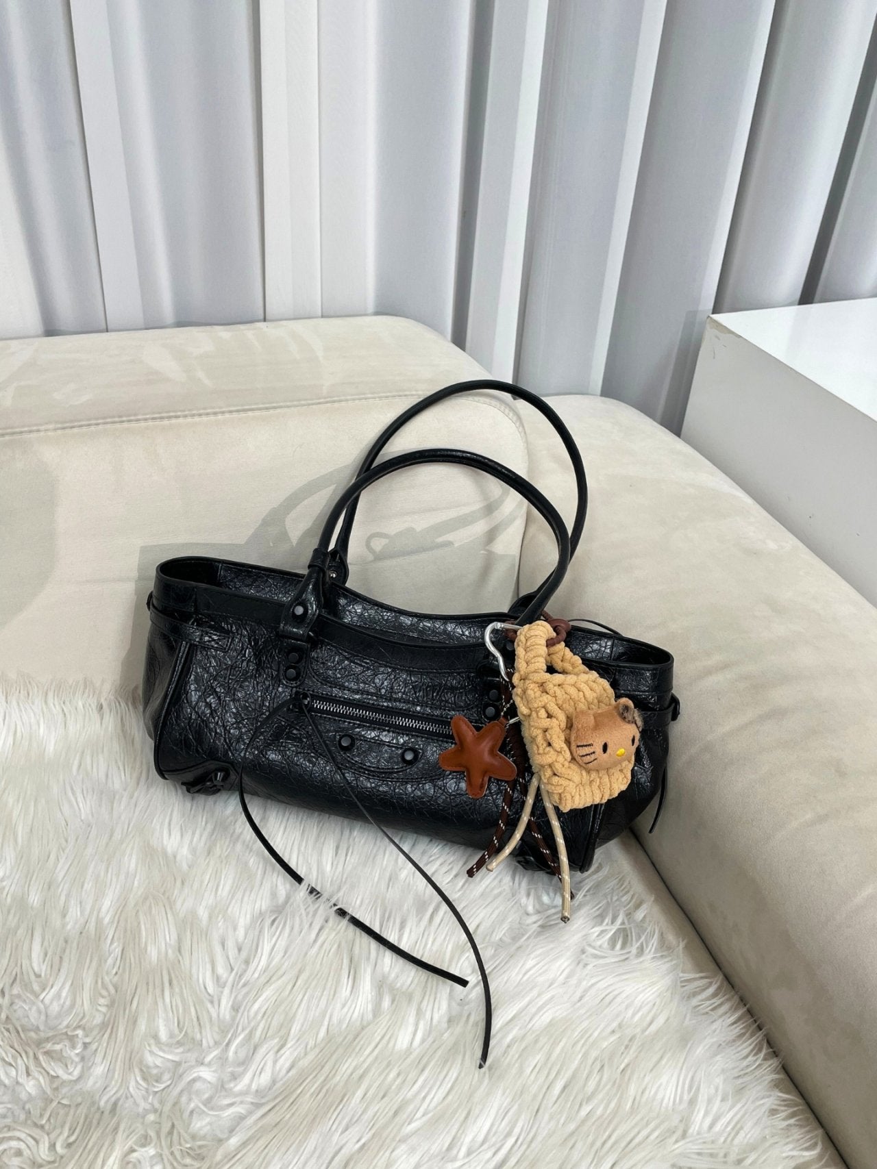Atelier Noir -  Crinkled Cowhide Leather Shoulder Bag