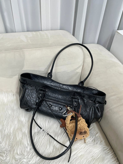 Atelier Noir -  Crinkled Cowhide Leather Shoulder Bag