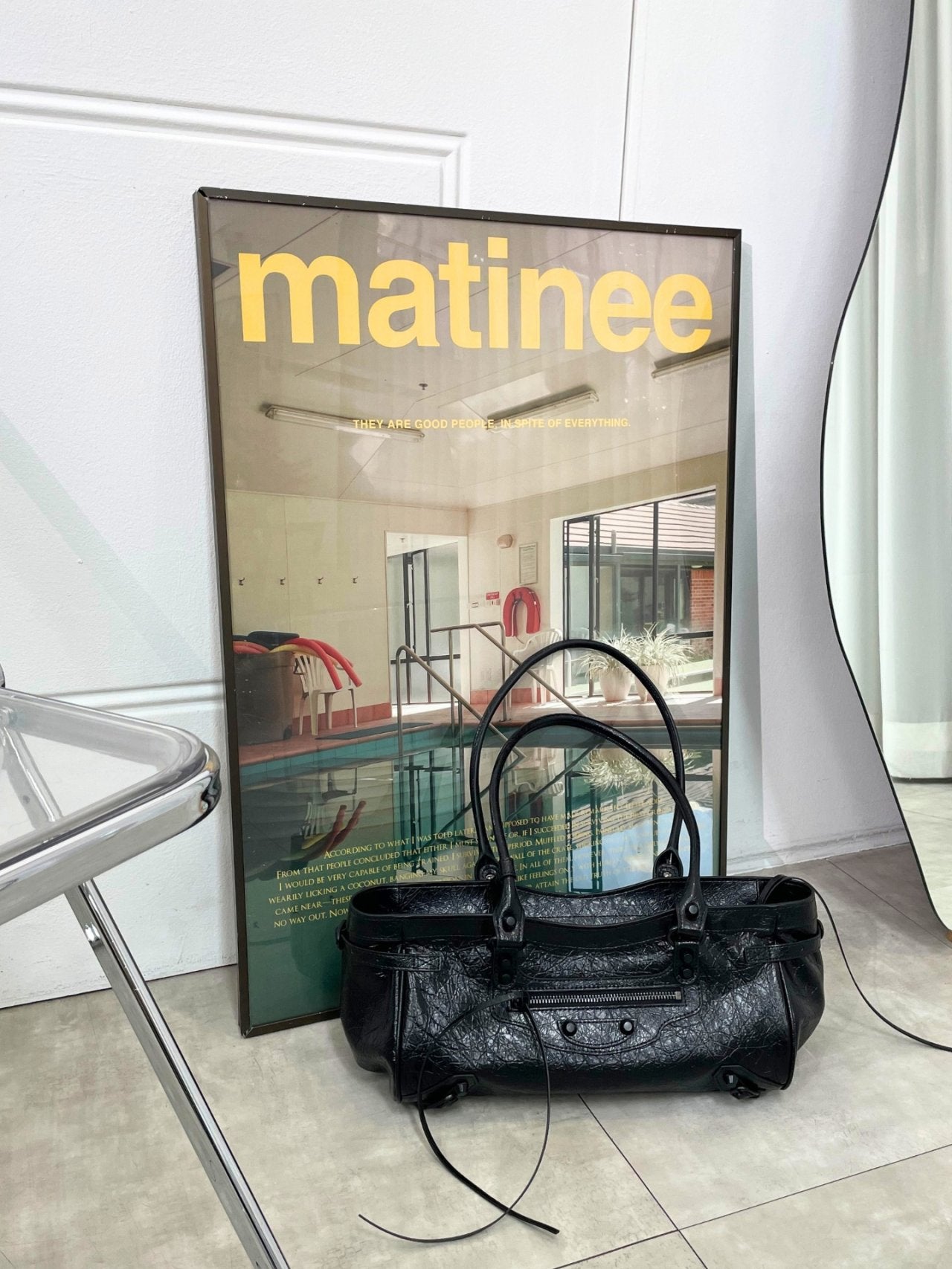 Atelier Noir -  Crinkled Cowhide Leather Shoulder Bag