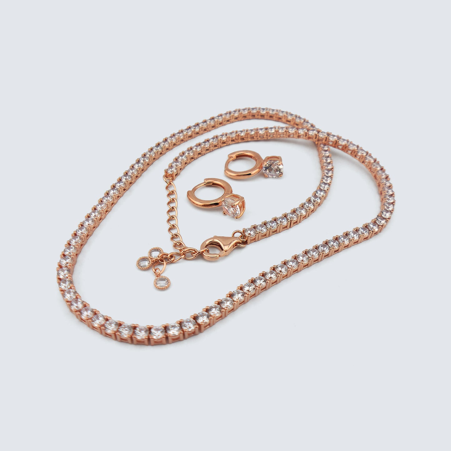 Belle Éclat Drop Earrings