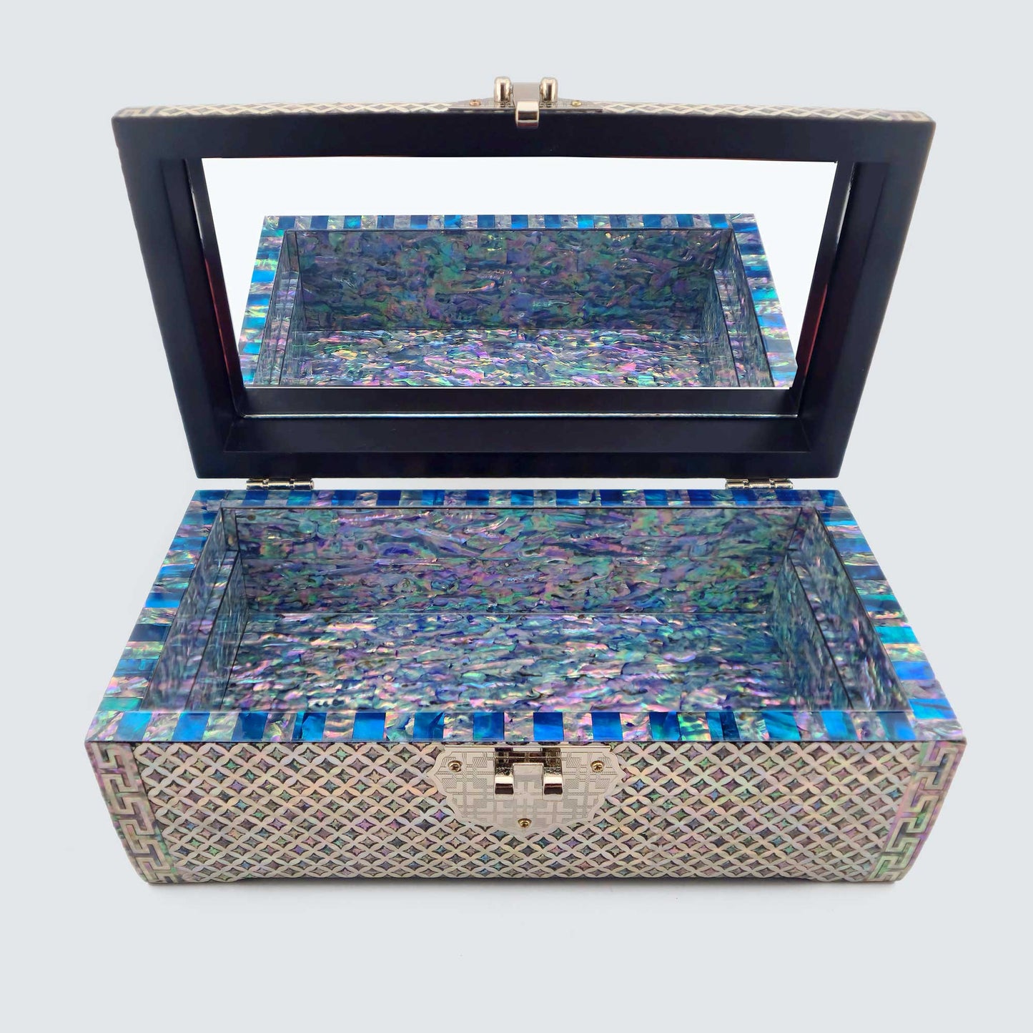 Jagae Mother-of-Pearl Heirloom Jewelry Chest – Chilbo Lattice