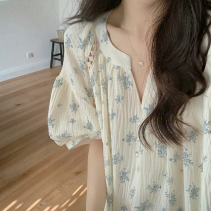 Soft Floral Gauze Cotton Nightdress – Pearl Button & Lace Trim