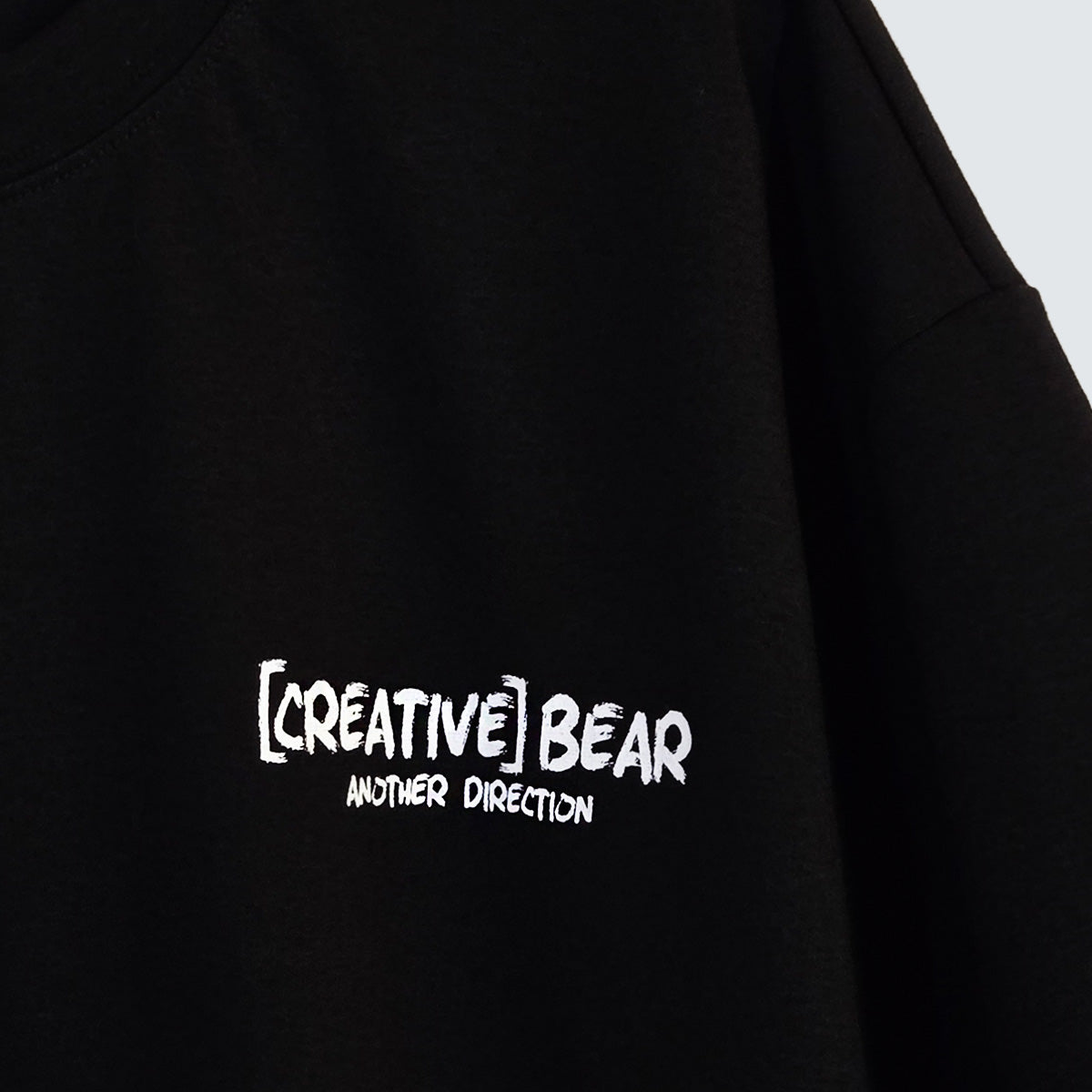 [CREATIVE BEAR] Graphic T-Shirt (UNISEX / WOMEN – OVERFIT)