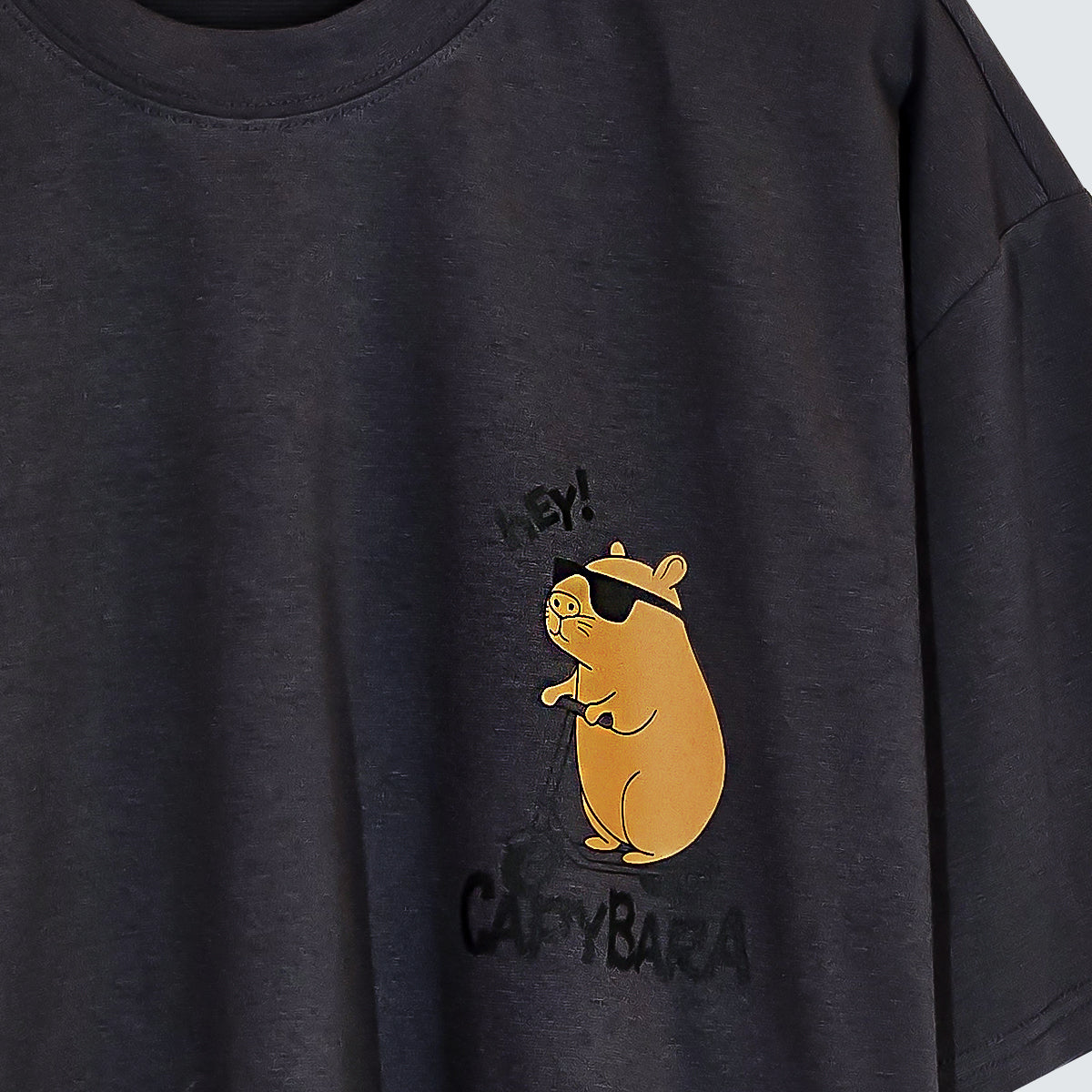 [HEY CAPYBARA] Graphic T-Shirt (UNISEX / WOMEN – OVERFIT)