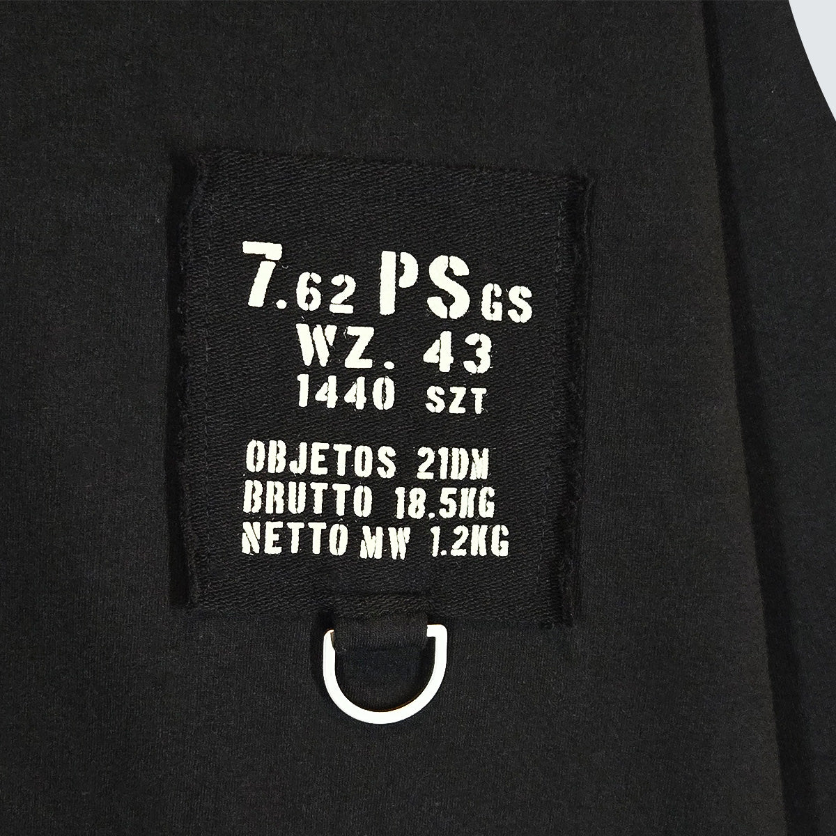 Minimal Patch Ring 7/10 Sleeve Top - Women One Size