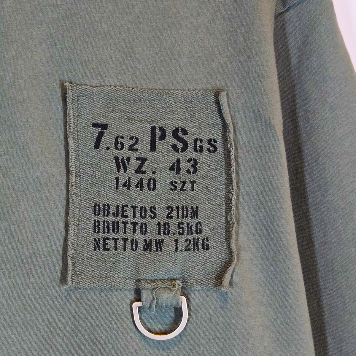 Minimal Patch Ring 7/10 Sleeve Top - Women One Size